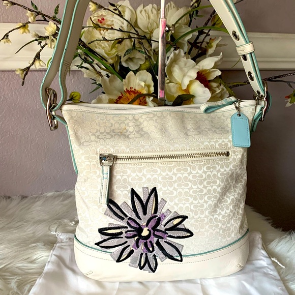 Coach RARE VINTAGE Floral Embroidered Women's Bag - Picture 7 of 14